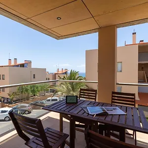 Apartamento Apartamento con terraza y piscina a 500m Playa de Esquinzo